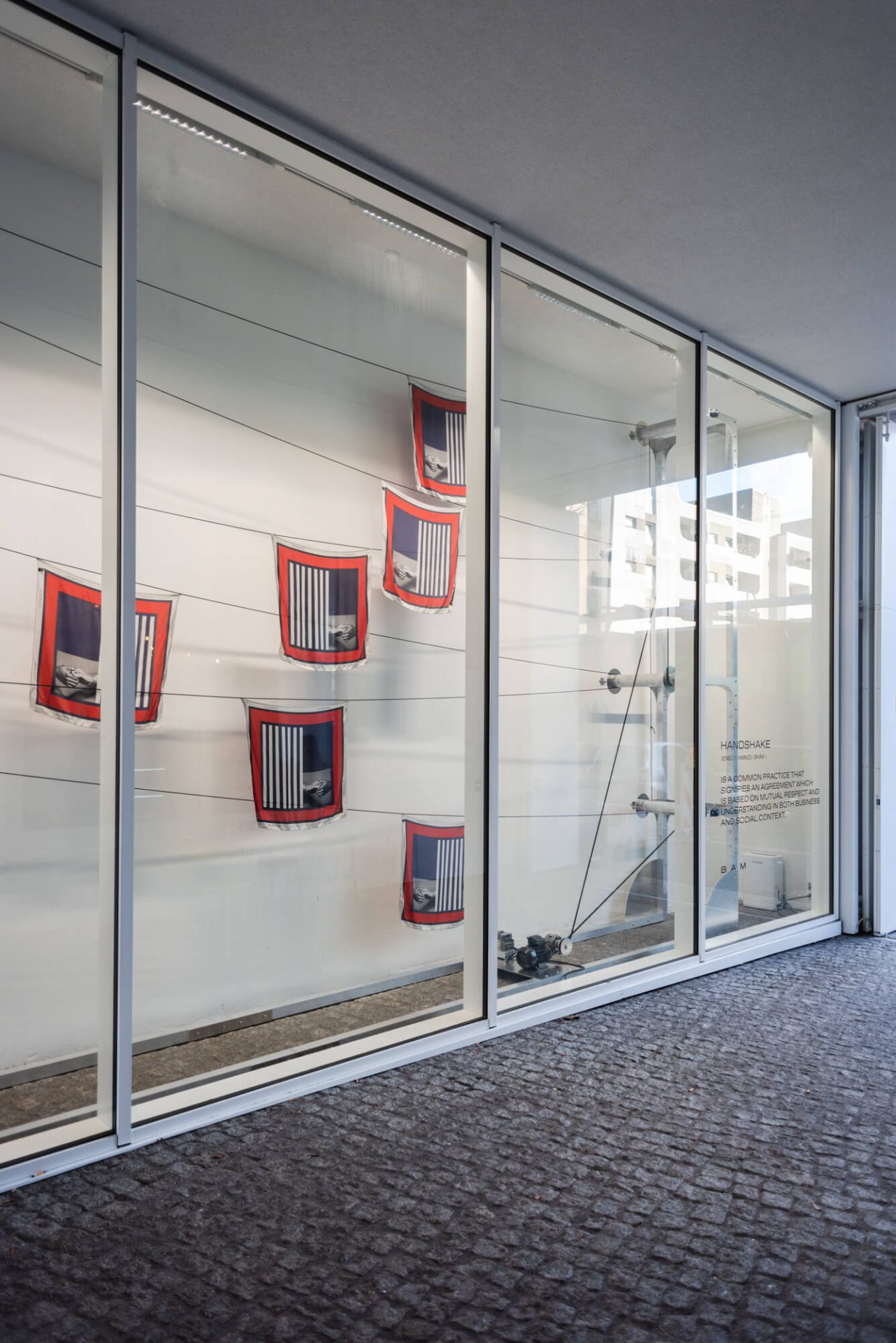 1kg - window installation