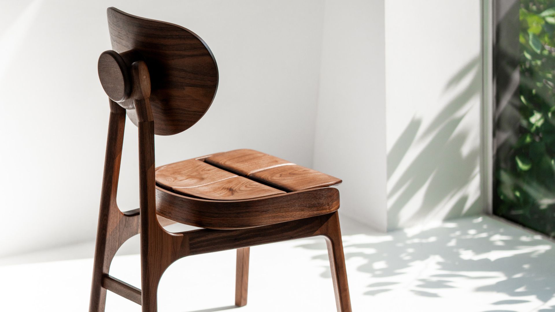 NOOGI Ergonomic Chair - cover