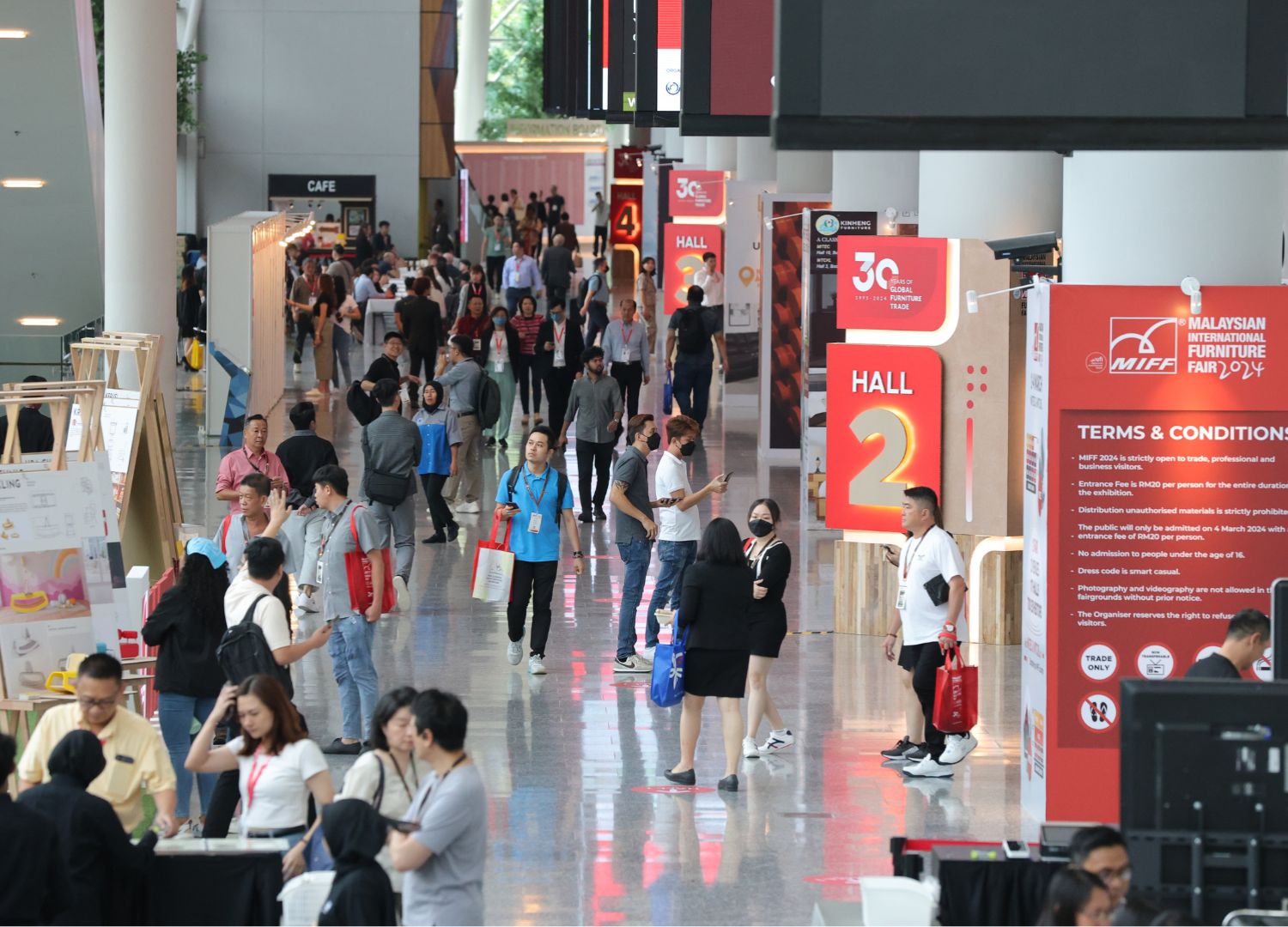 MIFF 2025 _ Malaysian International Furniture Fair - Crowd